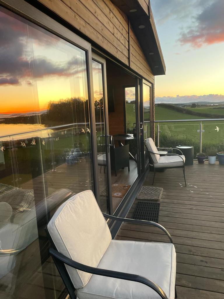 Апартаменты Horse Island View Luxury Retreat Kircubbin Экстерьер фото